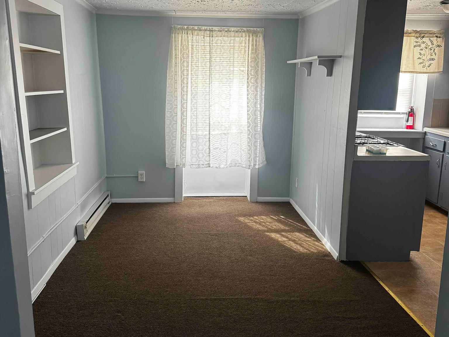 1 bed, 1.5 bath, $1,200 — Photo 4