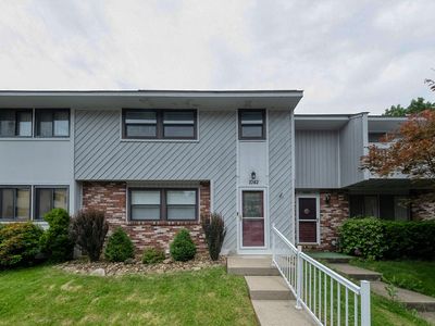1042 Ryeland Ct, Bridgeville, PA, 15017
