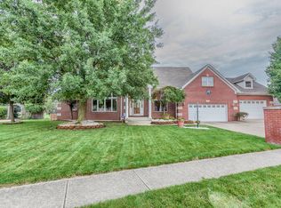 1335 N Winchester Dr, Greenfield, IN 46140