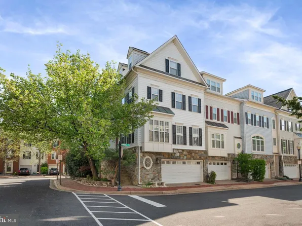 5115 Oneill Ln, Alexandria, VA 22304
