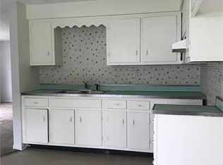 2040 S 16th Ave APT 1B, Broadview, IL 60155