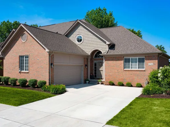 33766 Au Sable Dr #62, New Baltimore, MI 48047