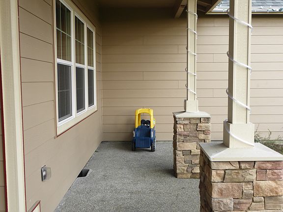 5th image of 3614 178th Ln SW
