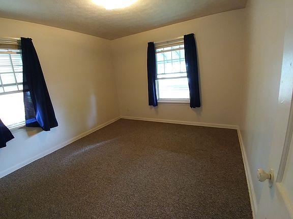 5th image of 13309 West Ave