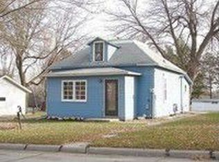 417 Frankfort Ave NE, Orange City, IA 51041