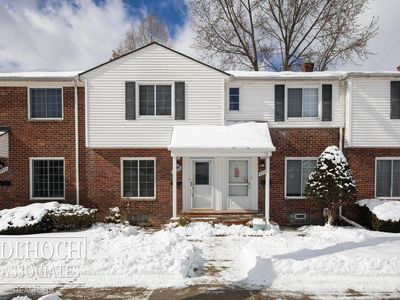 22955 Allen Rd, Saint Clair Shores, MI, 48080