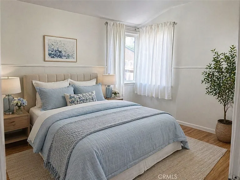 7339 White Oak Ave — Photo 11