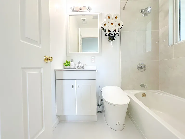7515 Havelock St — Photo 3