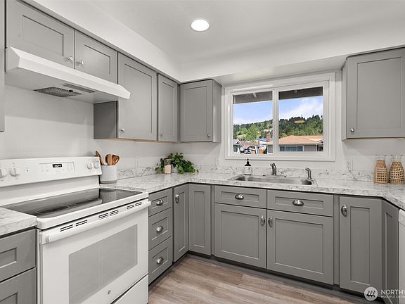 5th image of 2119 SW Olympic Drive