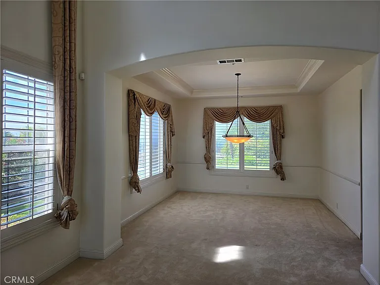 17568 Cloverdale Way — Photo 7