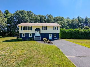 81 Morgan St, Granby, MA 01033