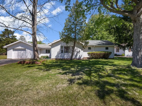 7145 Pippin Dr, Michigan City, IN 46360