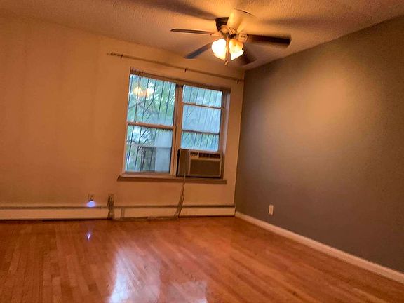 4th image of 45 W 118th St #12