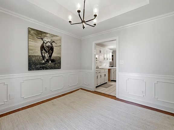 5th image of 164 Central Park Ave