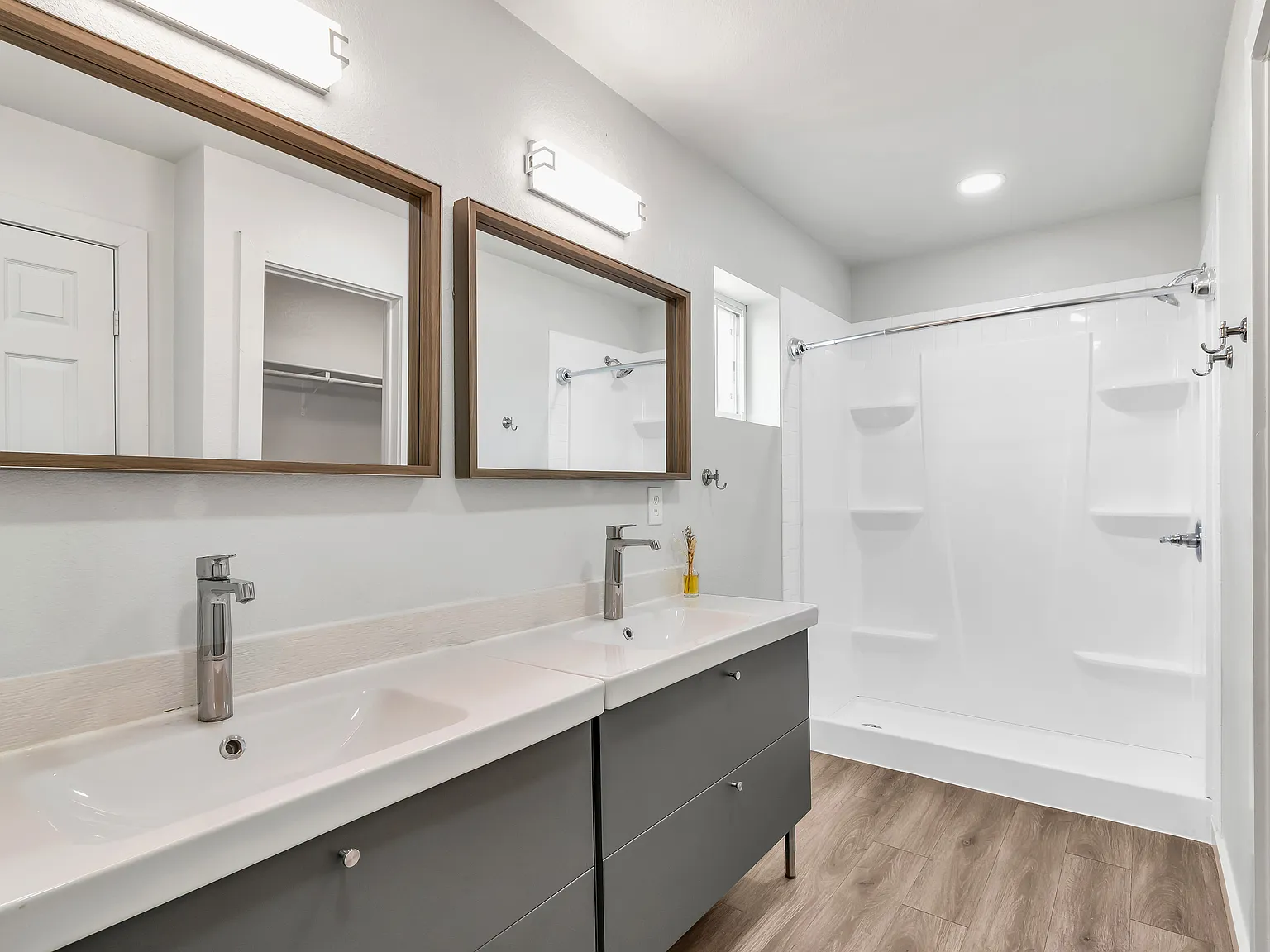 3 bed, 1200 sqft, $1,595 — Photo 2