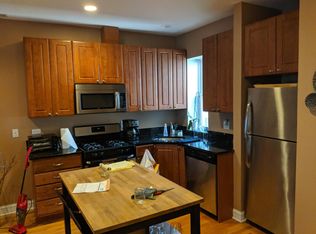 5605 N Clark St #3, Chicago, IL 60660