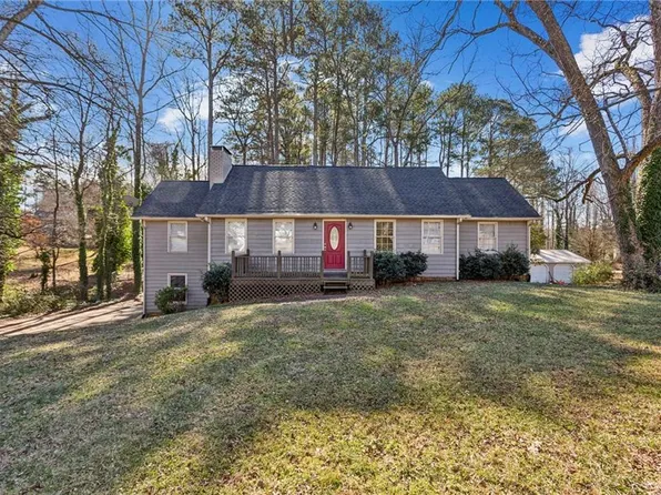 1058 Hickory Rd, Canton, GA 30115