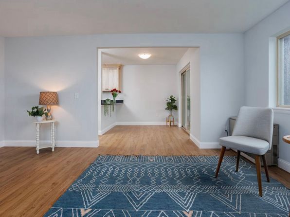 92 Quarry Hill Rd APT 11