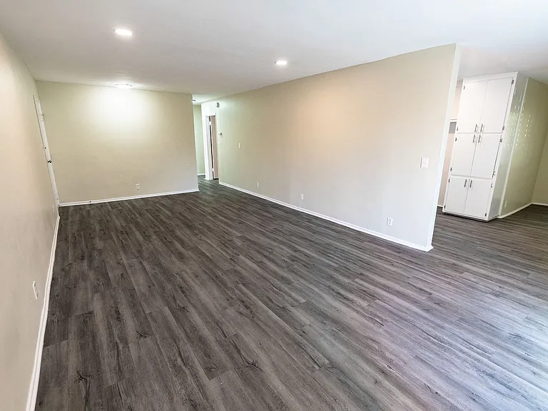 4950 Coldwater Canyon — Photo 10