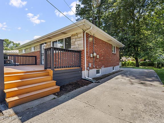 2nd image of 7804 Daffodil Dr