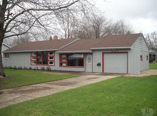 907 E Irving St, Creston, IA 50801