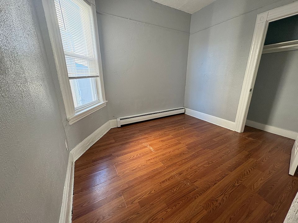 2nd image of 66 Clinton St #6