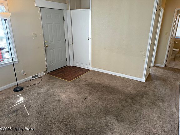 4th image of 1721 Model Rd