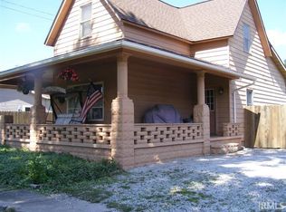206 E North St, Akron, IN 46910