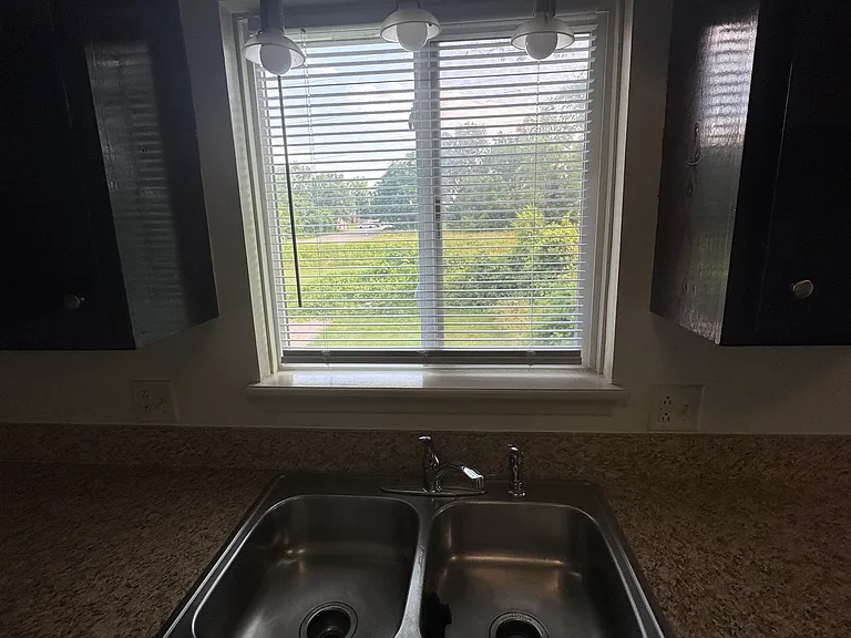 1032 Dennis St #2 — Photo 3