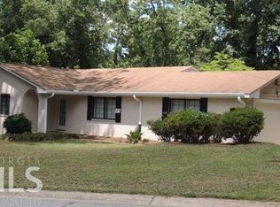 1001 Strawberry Ln, Ellenwood, GA 30294