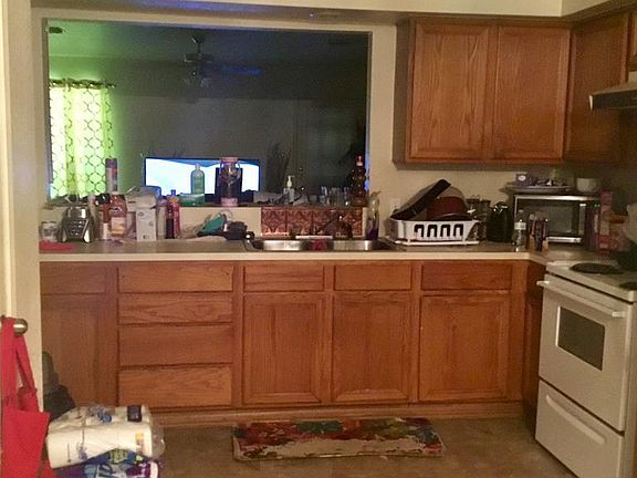 4th image of 7219 Robin Ln
