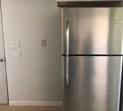 3rd image of 16 Lincoln St #2
