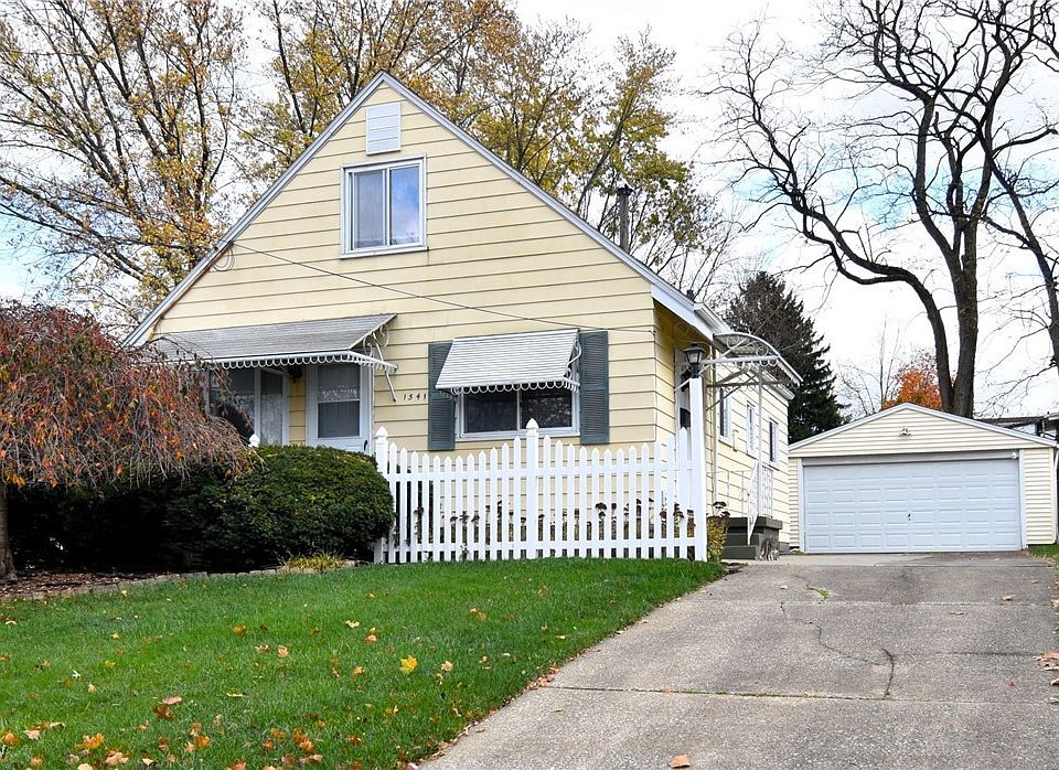 1st image of 1541 Hyde Park Ave