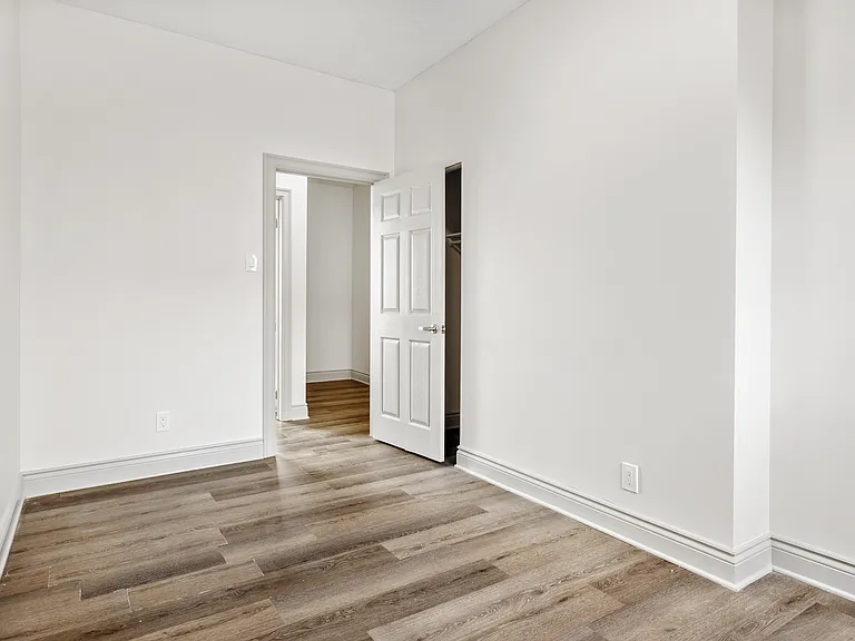 455 Somerset St W #2 — Photo 20