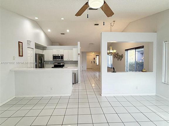 3rd image of 4340 Pine Ridge Ct