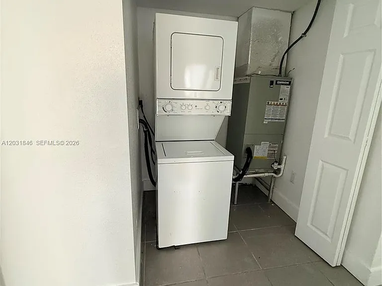 7824 NW 5th Ct #7 — Photo 5