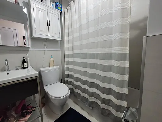 Rented by Beekman Street Realty | media 6