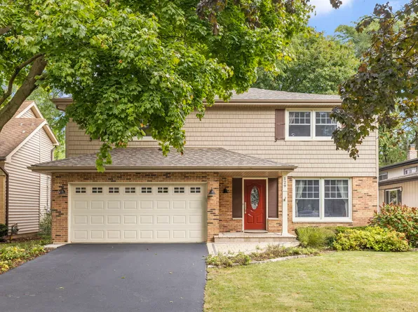 129 Kenilworth Ave, Glen Ellyn, IL 60137