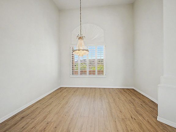 4th image of 15631 N Sunridge Dr #A