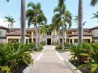 1035 Sandpiper St #F-202, Naples, FL 34102