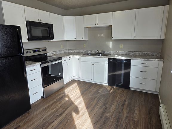 2nd image of 5401 W 43rd St
