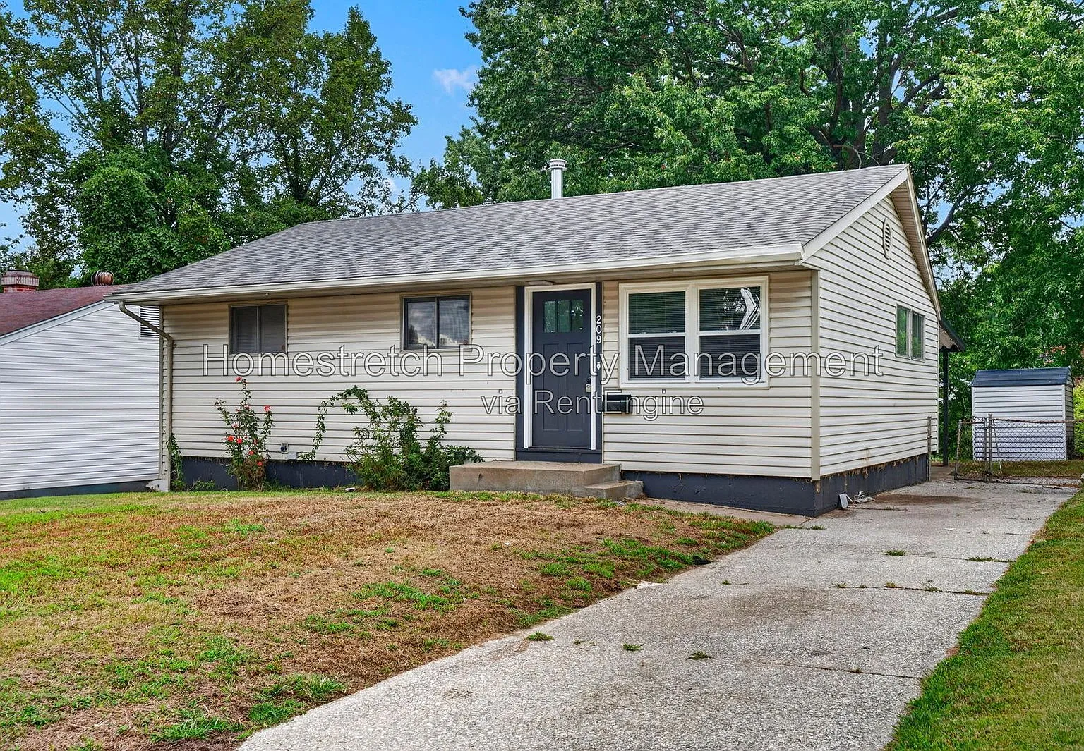 3 bed, 2.0 bath, 873 sqft, $1,540 — Photo 2