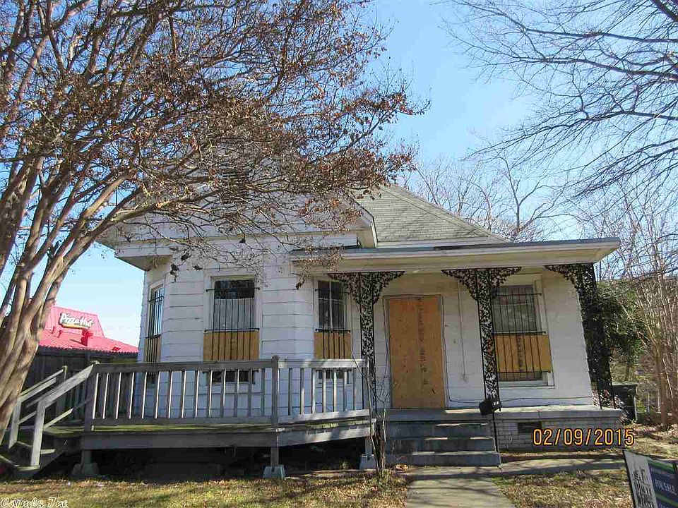 2nd image of 923 McMath Ave