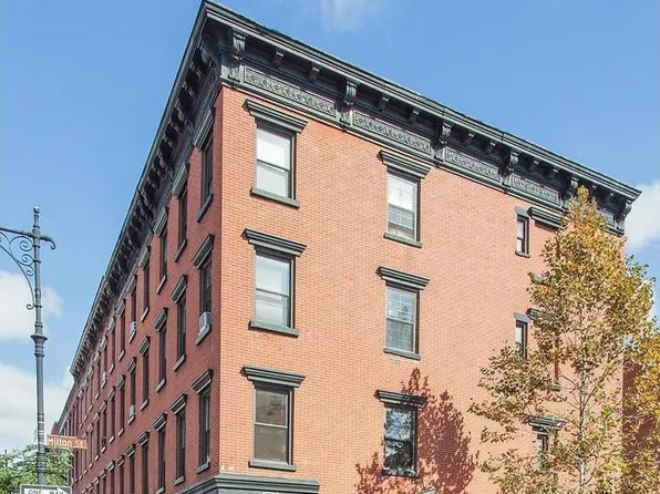 128 Franklin Street