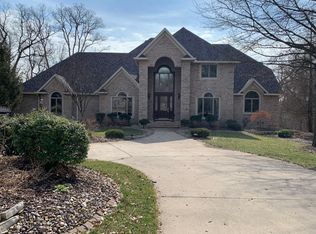 22 Loggers Trl, Edwardsville, IL 62025