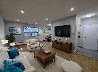 60 Laverock Ave #300, Richmond Hill, ON