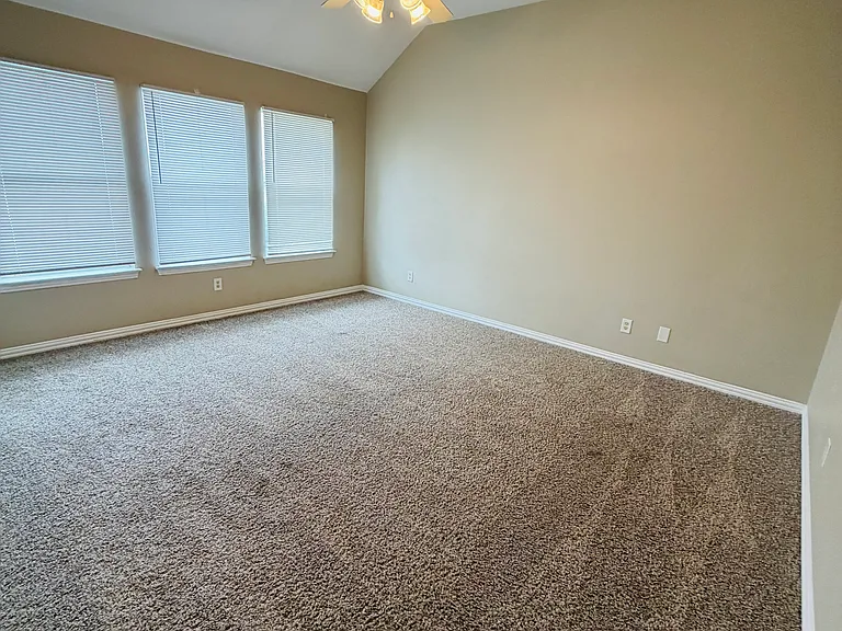 5808 Blackmon Ct — Photo 11