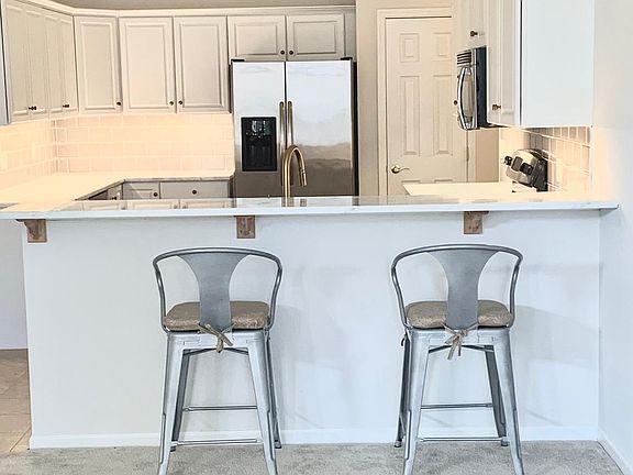 3rd image of 8774 Linksway Dr