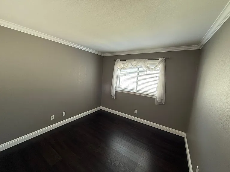 430 Carnation Pl — Photo 12