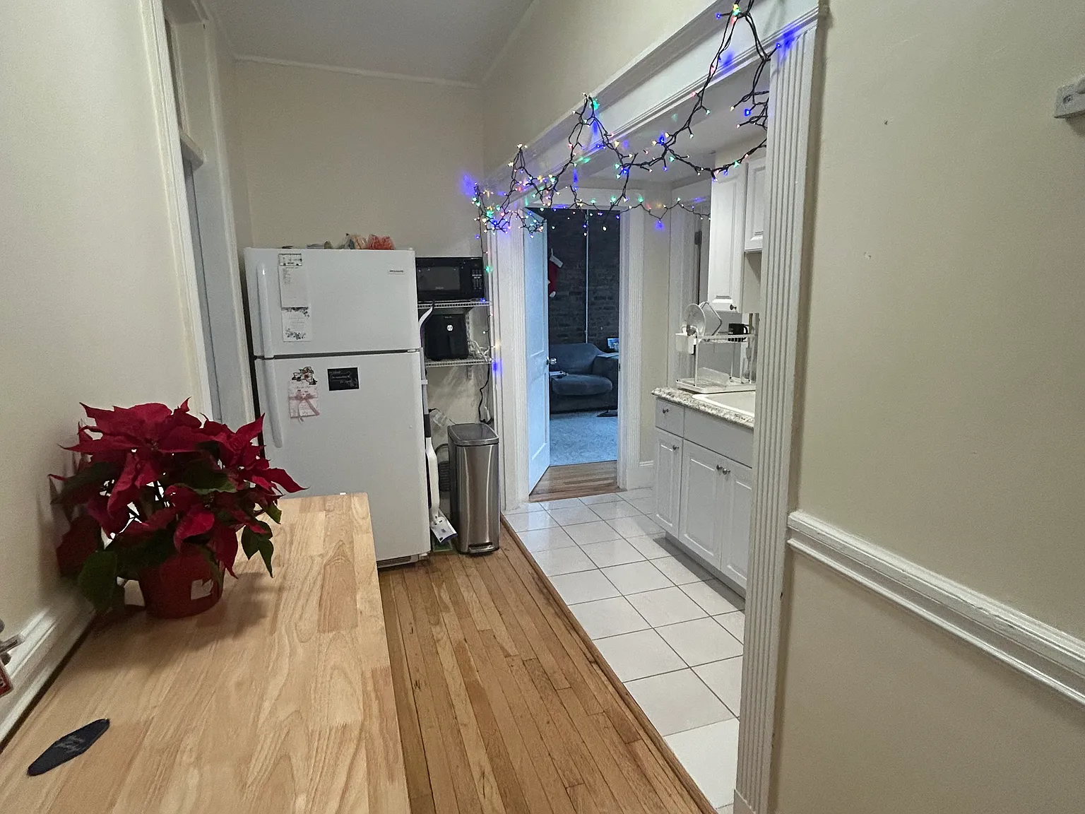 2 bed, 999 sqft, $3,800 — Photo 3